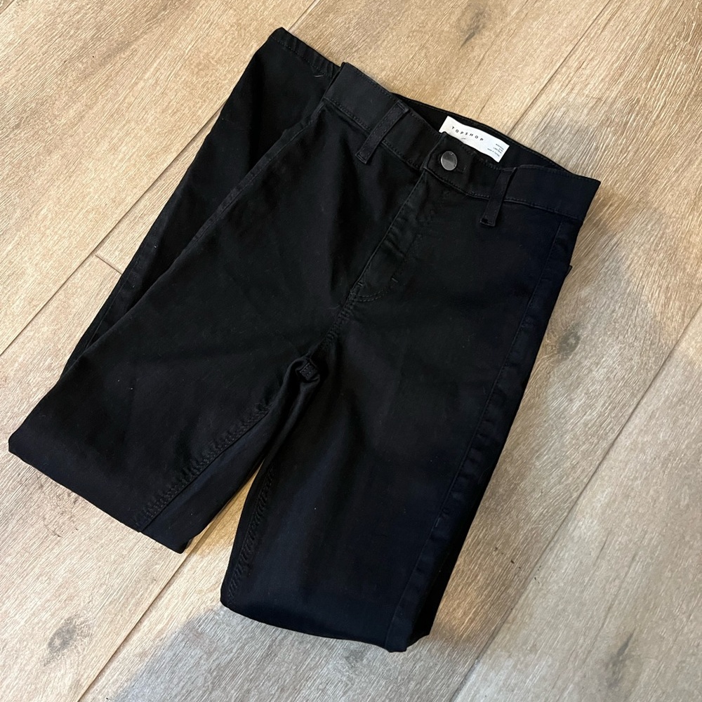 Topshop Joni jeans. Size 24 length 30. Never worn.